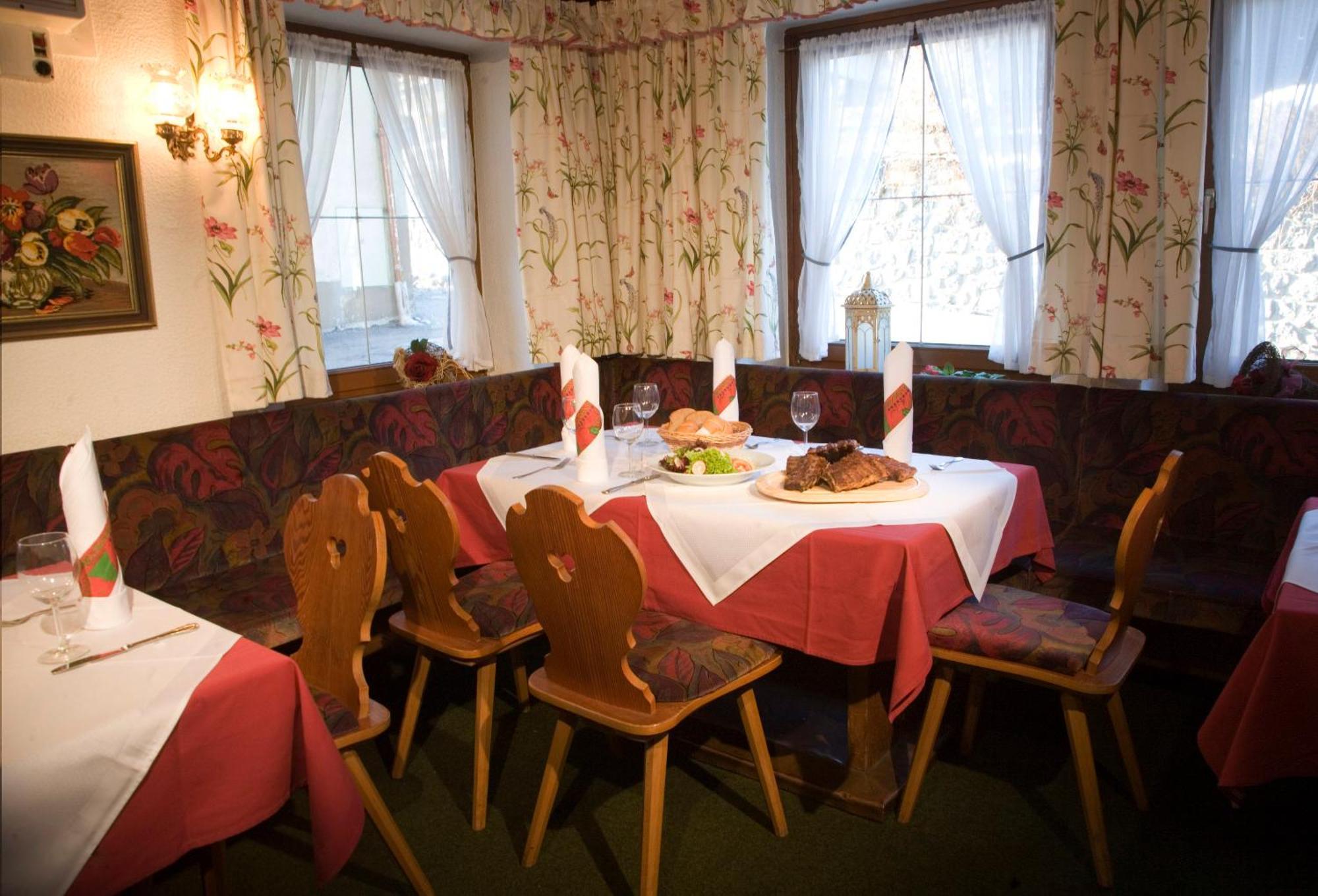 Hotel Vomperhof Экстерьер фото
